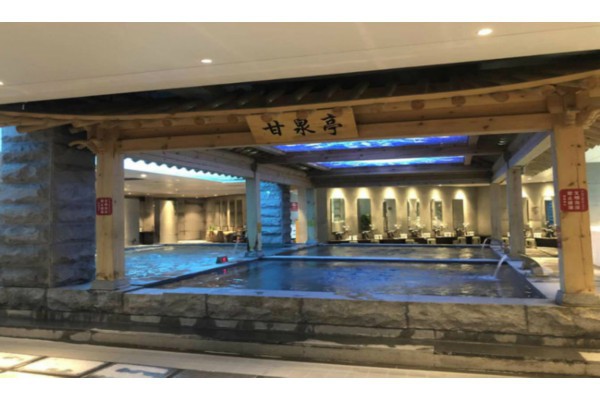 山城夜色，重庆耍耍，网夜生活嗨翻天！